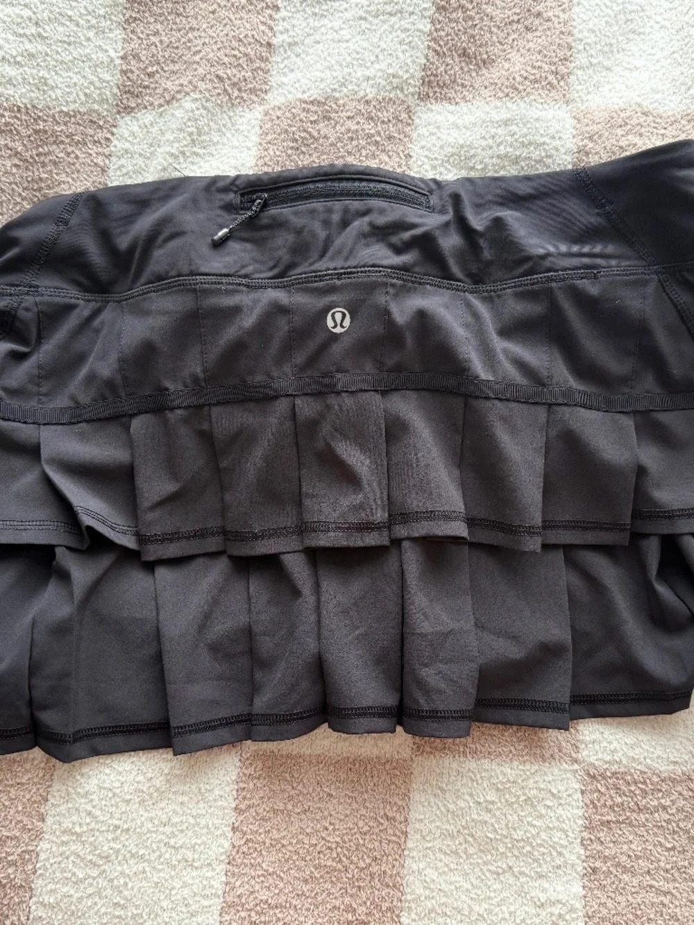 Lululemon tennis skirt size 10